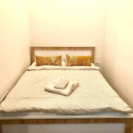Pau18 Apartments Budapest Luaran gambar